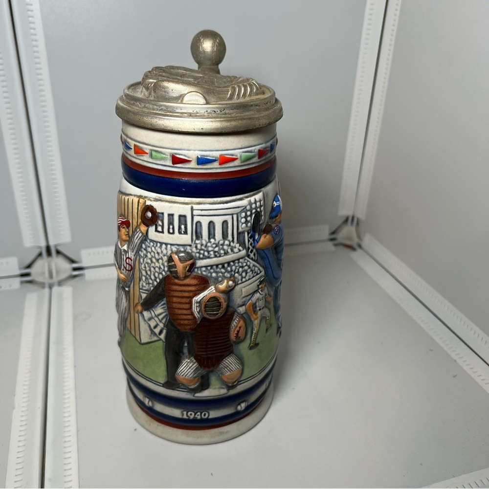Avon 1984 Great American Baseball Ceramic Beer Stein Collectable Mug w/Box - Picture 3 of 5